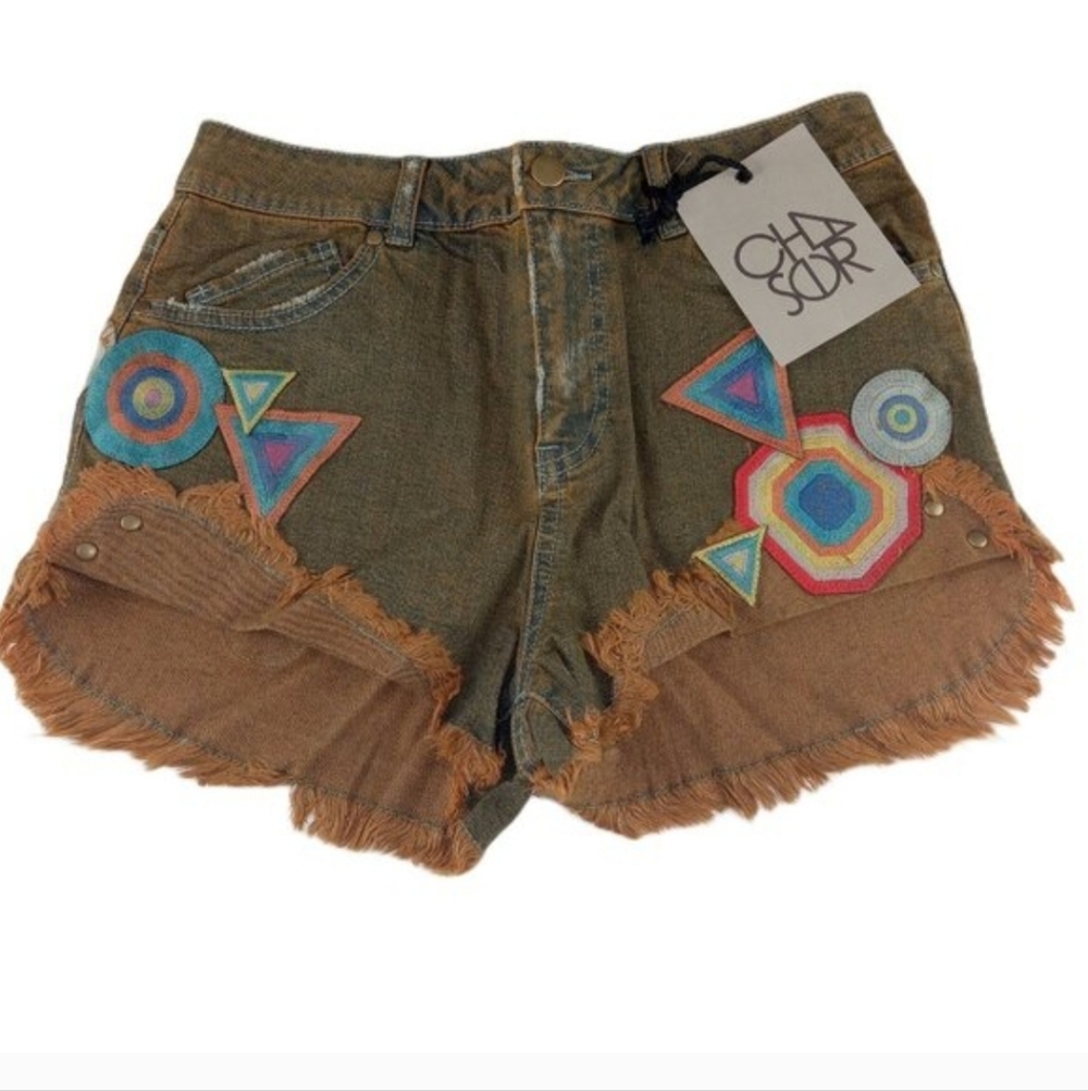 Chaser Multicolor Embroidered Jean Shorts Sz 28 NWT